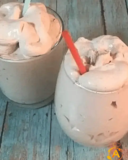 Chocolate milkshake with cacao butter