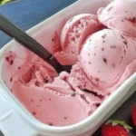 Creamy Homemade Raspberry Ice Cream