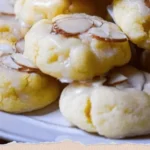 Almond Meltaway Cookies